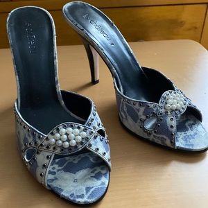 Snake look Open toe sandal sz 8